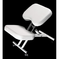 Scaun manichiura profesional BUCSANYI 2006. Ergonomic, cadru metalic, piele ecologică rezistentă. Dimensiuni compacte, ideal sal