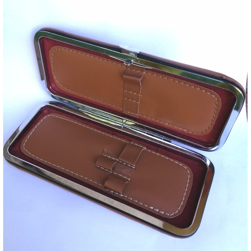 Etui maro pentru accesorii manichiura