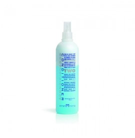 Balsam Spray Leave-in Pentru Volum Two